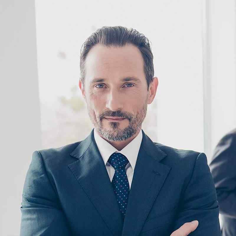 https://predicticspartners.com/wp-content/uploads/2019/04/img-people-06.jpg
